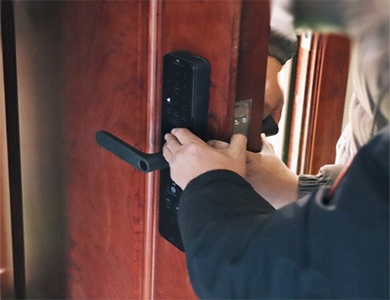 河源24小时上门开锁公司